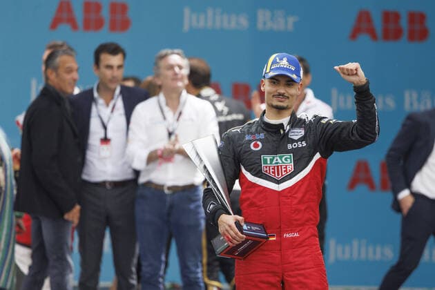 WEHRLEIN Pascal (ger), TAG Heuer Porsche Formula E Team, Porsche 99X Electric, portrait podium ambiance, during the 2022 Mexico City ePrix, 2nd meeting of the 2021-22 ABB FIA Formula E World Championship, WM, Weltmeisterschaft on the Autodromo Hermanos Rodriguez from February 10 to 11, in Mexico City, Mexico - AUTO - 2022 FORMULA E Mexico City ePRIX DPPI Panoramic  _LF31516