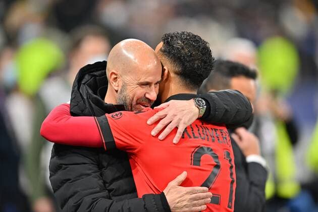 Peter Bosz (entraineur lyon) et Justin Kluivert (nice) FOOTBALL: Olympique Lyonnais vs OGC Nice - Ligue 1 - 12 02 2022 FredericChambert Panoramic 