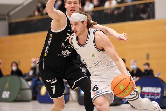 2. Basketball Bundesliga ProB Basketball ART Giants Düsseldorf gegen WWU Baskets Münster, 12.02.2022 ; 2. Basketball Bundesliga ProB Basketball ART Giants Düsseldorf gegen WWU Baskets Münster am 12.02.2022, Duesseldorf. Copyright: xBEAUTIFULxSPORTS KennyxBeelex