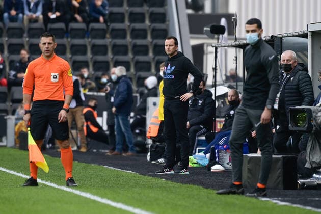 Julien Stephan ( entraineur Strasbourg ) - FOOTBALL : Angers vs Strasbourg - Ligue 1 - Angers - 13 02 2022 FedericoPestellini Panoramic 