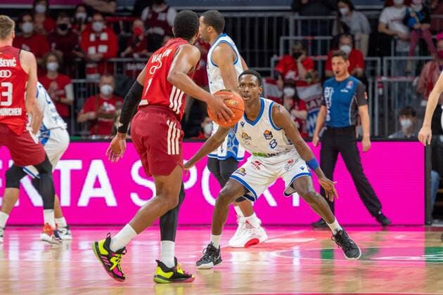 Brancou Badio 8 (Fraport Skyliner), FC Bayern Basketball vs. Fraport Skyliners, easyCredit BBL, 13.02.2022 Muenchen Bayern Deutschland