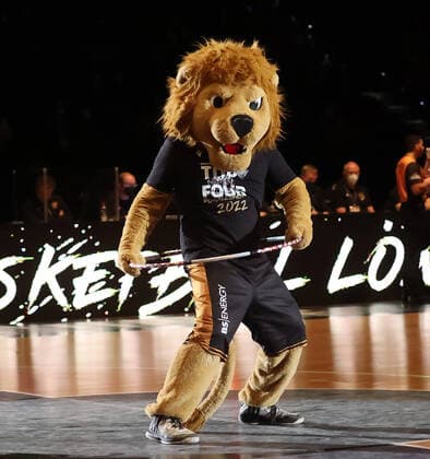 Maskottchen der Basketball Loewen Braunschweig im Final Four Pokal T-Shirt