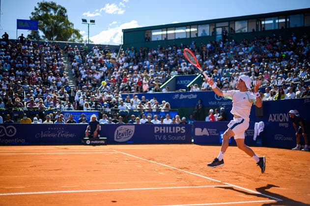 Sport Bilder des Tages February 13, 2022, Buenos Aires, Argentina: Diego Schwartzman of Argentina hits a forehand during the Men s Singles Final match against Casper Ruud of Norway at Buenos Aires Lawn Tennis Club. Buenos Aires Argentina - ZUMAs197 20220213_zaa_s197_250 Copyright: xManuelxCortinax