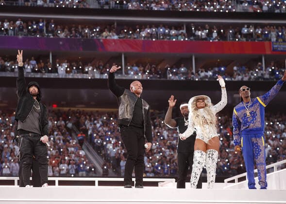 Dr. Dre, Snoop Dogg, Eminem, Mary J. Blige, and Kendrick Lamar perform at the Pepsi Super Bowl LVI Halftime Show during Super Bowl LVI between the Cincinnati Bengals and Los Angeles Rams at SoFi Stadium in Los Angeles on Sunday, February 13, 2022.  SBP20220213942 JohnxAngelillo