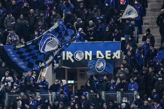 Atalanta v Juventus - Serie A Atalanta BC Supporters during Atalanta BC against FC Juventus, Serie A, at Gewiss Stadium on February 13, 2022. Bergamo Italy Italy  Copyright: xAlessioxMorgesex originalFilename:morgese-atalanta220213_nptg7.jpg