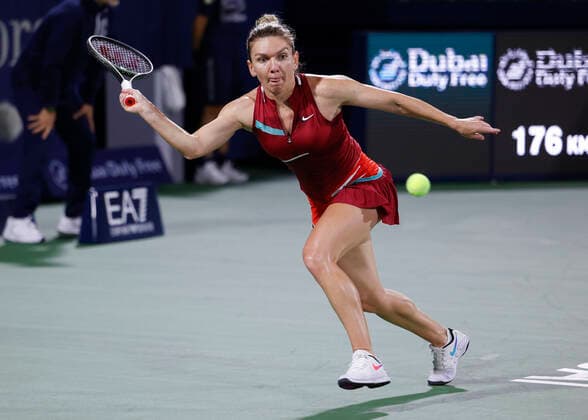 Simona Halep Tennis - Dubai Tennis Championships 2022 - WTA, Tennis Damen - Dubai Duty Free Tennis Stadium - Dubai - - United Arab Emirates - 14 February 2022. Copyright: xJuergenxHasenkopfx