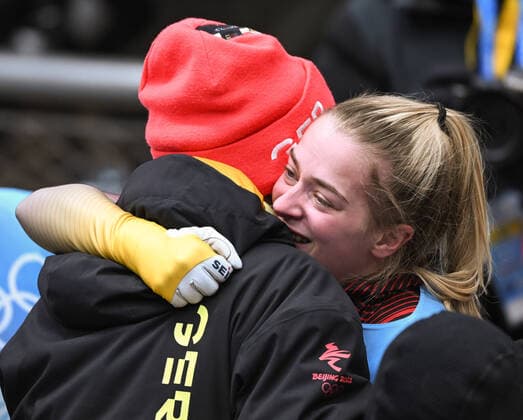 (220213) -- BEIJING, Feb. 12, 2022 -- Hannah Neise of Germany celebrates after winning the gold medal in the skeleton women heat of Beijing 2022 Winter Olympics at National Sliding Centre in Yanqing District, Beijing, capital of China, Feb. 12, 2022. ) (BEIJING2022)CHINA-BEIJING-OLYMPIC Winter games, Winterspiele,Spiele, Summer games SKELETON-WOMEN HEAT (CN) SunxFei 