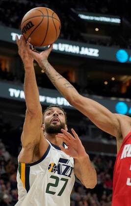 Rudy Gobert of the Utah Jazz in action against the Houston Rockets, during a NBA, Basketball Herren, USA game at the Vivint Smart Home Arena in Salt Lake City, Utah, USA, 14 February 2022. Houston Rockets at Utah Jazz !ACHTUNG: NUR REDAKTIONELLE NUTZUNG!  Copyright: xGEORGExFREYx AME5818 20220215-3249f68b8c174f454b9ebb8fa0645fbfce25bc46