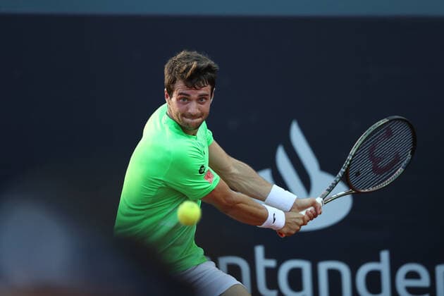(220215) -- BRAZIL, Feb. 15, 2022 -- Pedro Martinez Portero of Spain competes during the first round of Rio Open between Shang Juncheng of China and Pedro Martinez Portero of Spain in Rio de Janeiro, Brazil, Feb. 14, 2022. ) (SP)BRAZIL-RIO DE JANEIRO-TENNIS-RIO OPEN-1ST ROUND WangxTiancong 