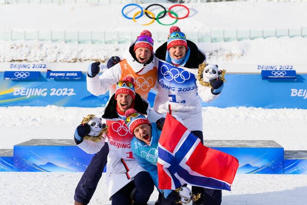 220215 Sturla Holm Laegreid, Tarjei Bo, Johannes Thingnes Bo and Vetle Sjastad Christiansen of Norway celebrates after men s biathlon 4 x 7,5 km relay during day 11 of the 2022 Winter Olympics on February 15, 2022 in Zhangjiakou. Photo: Jon Olav Nesvold BILDBYRAN COP 217 JM0286 bbeng skidskytte biathlon skiskyting Olympic Games, Olympische Spiele, Olympia, OS olympics winter olympics os ol olympiska spel vinter-os olympiske leker peking peking 2022 beijing 2022 beijing 2022 olympic games beijing 2022 winter olympic games peking-os beijing-ol vinter-ol stafett lagkapp relay celebration jubel norge norway guld *** 220215 Sturla Holm Laegreid, Tarjei Bo, Johannes Thingnes Bo and Vetle Sjastad Christiansen of Norway celebrates after men s biathlon 4 x 7,5 km relay during day 11 of the 2022 Winter Olympics on February 15, 2022 in Zhangjiakou Photo Jon Olav Nesvold BILDBYRAN COP 217 JM0286 bbeng biathlon biathlon biathlon biathlon olympic games olympics winter olympics os ol olympic games winter os olympic games peking peking 2022 beijing 2022 beijing 2022 olympic games beijing 2022 winter olympic games beijing os beijing ol winter ol relay team cap relay celebration cheer norway gold,  Copyright: JONxOLAVxNESVOLD BB220215JE055