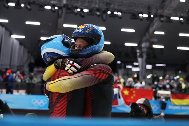 OLYMPICS - Winter Olympic Games, Olympische Spiele, Olympia, OS Beijing 2022 YANQING,CHINA,15.FEB.22 - OLYMPICS, BOBSLEIGH - Winter Olympic Games Beijing 2022, two-man, men. Image shows the rejoicing of Thorsten Margis and Francesco Friedrich (GER).  GEPAxpictures xDanielxGoetzhaber