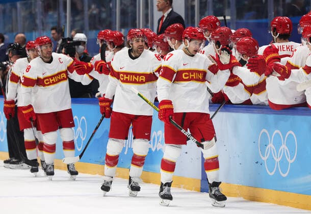 (220215) -- BEIJING, Feb. 15, 2022 -- Athletes of China celebrate during the Ice hockey, Eishockey men s qualification play-off of Beijing 2022 Winter Olympics between Canada and China at Wukesong Sports Centre, in Beijing, capital of China, Feb. 15, 2022. ) (BEIJING2022)CHINA-BEIJING-OLYMPIC Winter games, Winterspiele,Spiele, Summer games ICE HOCKEY-MEN S QUALIFICATION PLAY-OFF-CAN VS CHN (CN) MengxYongmin