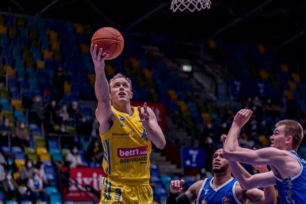 easycredit BBL, Fraport Skyliners vs. Alba Berlin, Frankfurt, Fraport Arena, 15.2.2022 Luke Sikma (Alba Berlin 43), Fraport Skyliners vs. Alba Berlin, Frankfurt, Fraport Arena, 15.2.2022 Copyright: xBEAUTIFULxSPORTS Gawlikx