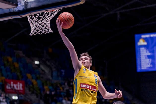 easycredit BBL, Fraport Skyliners vs. Alba Berlin, Frankfurt, Fraport Arena, 15.2.2022 Malte Delow (Alba Berlin 6), Fraport Skyliners vs. Alba Berlin, Frankfurt, Fraport Arena, 15.2.2022 Copyright: xBEAUTIFULxSPORTS Gawlikx