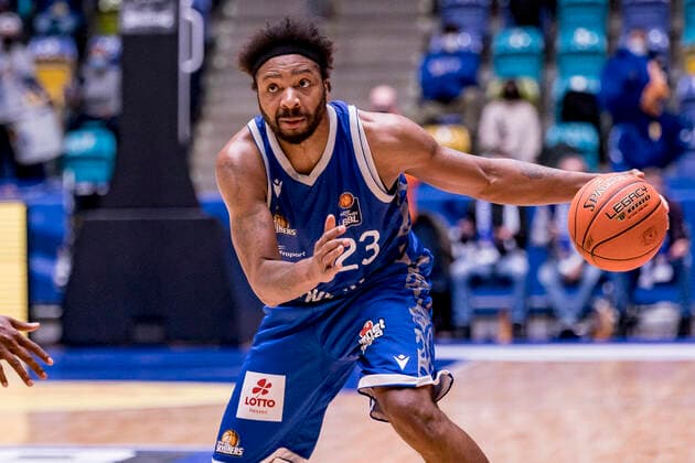 easycredit BBL, Fraport Skyliners vs. Alba Berlin, Frankfurt, Fraport Arena, 15.2.2022 Quantez Robertson (Fraport Skyliners 23), Fraport Skyliners vs. Alba Berlin, Frankfurt, Fraport Arena, 15.2.2022 Copyright: xBEAUTIFULxSPORTS Gawlikx