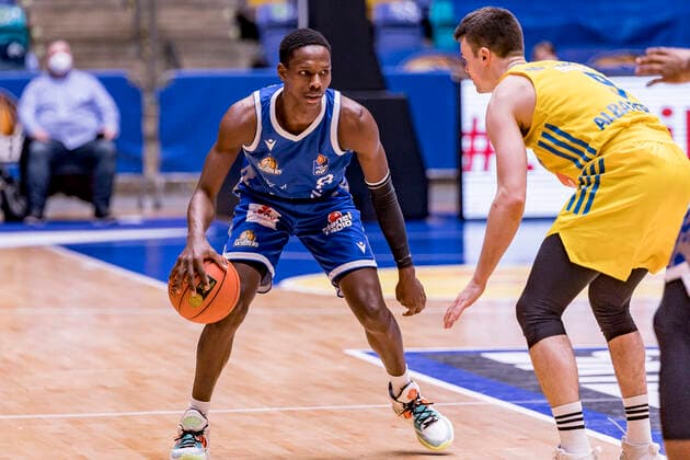 easycredit BBL, Fraport Skyliners vs. Alba Berlin, Frankfurt, Fraport Arena, 15.2.2022 Brancou Badio (Fraport Skyliners 8), Fraport Skyliners vs. Alba Berlin, Frankfurt, Fraport Arena, 15.2.2022 Copyright: xBEAUTIFULxSPORTS Gawlikx