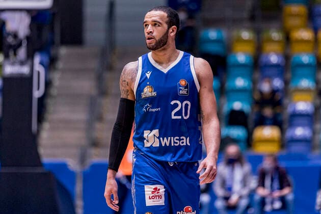 easycredit BBL, Fraport Skyliners vs. Alba Berlin, Frankfurt, Fraport Arena, 15.2.2022 Rasheed Moore (Fraport Skyliners 20), Fraport Skyliners vs. Alba Berlin, Frankfurt, Fraport Arena, 15.2.2022 Copyright: xBEAUTIFULxSPORTS Gawlikx