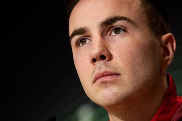 EINDHOVEN - Mario Gotze of PSV during the press conference, PK, Pressekonferenz in the run-up to the Conference league play-off game against Maccabi Tel Aviv. ANP OLAF KRAAK xVIxANPxSportx xxANPxIVx *** EINDHOVEN Mario Gotze of PSV during the press conference in the run up to the Conference league playoff game against Maccabi Tel Aviv ANP OLAF KRAAK xVIxANPxSportx xxANPxIVx 444228470 originalFilename: 444228470.jpg