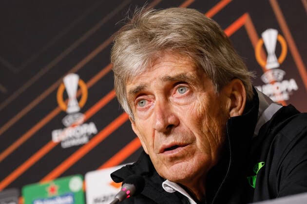 Zenit V Betis: Play-off - UEFA Europa League Real Betis head coach Manuel Pellegrini talks to the media during press-conference on the eve of the UEFA Europa League play-off first leg match between Zenit St. Petersburg and Real Betis on February 16, 2022 at Gazprom Arena in Saint Petersburg, Russia. Saint Petersburg Russia  Copyright: xMikexKireevx originalFilename:kireev-zenitvbe220216_np3IY.jpg