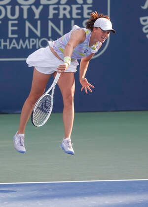 Iga Swiatek Tennis - Dubai Tennis Championships 2022 - WTA, Tennis Damen - Dubai Duty Free Tennis Stadium - Dubai - - United Arab Emirates - 16 February 2022. Copyright: xJuergenxHasenkopfx