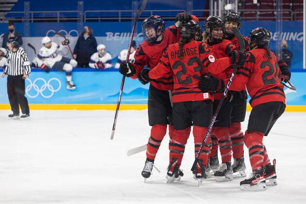 February 17, 2022, BEIJING, HEBEI, China: Wukesong Sports Centre: Ice hockey, Eishockey ¢â‚¬WomenÃ¢â‚¬â ¢s GOLD match USA vs CanadaCanada goal number 1. BEIJING China - ZUMAa35_ 20220217_zaf_a35_002 Copyright: xDanielxA.xAndersonx