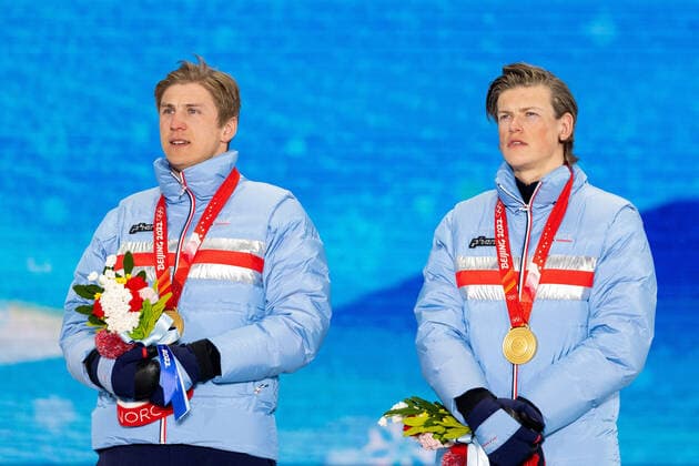 220217 Erik Valnes and Johannes Hosflot Klaebo of Norway with their gold medals at the medal ceremony for men s cross-country skiing team sprint during day 13 of the 2022 Winter Olympics on February 17, 2022 in Zhangjiakou. Photo: Vegard Grott BILDBYRAN kod VG JM0291 bbeng Olympic Games, Olympische Spiele, Olympia, OS olympics winter olympics os ol olympiska spel vinter-os olympiske leker peking peking 2022 beijing 2022 beijing 2022 olympic games beijing 2022 winter olympic games peking-os beijing-ol vinter-ol medaljceremoni medaljeseremoni norge jubel guld gold Copyright: VEGARDxGRoTT BB220217VG021