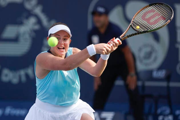 Jelena Ostapenko Tennis - Dubai Tennis Championships 2022 - WTA, Tennis Damen - Dubai Duty Free Tennis Stadium - Dubai - - United Arab Emirates - 17 February 2022. Copyright: xJuergenxHasenkopfx