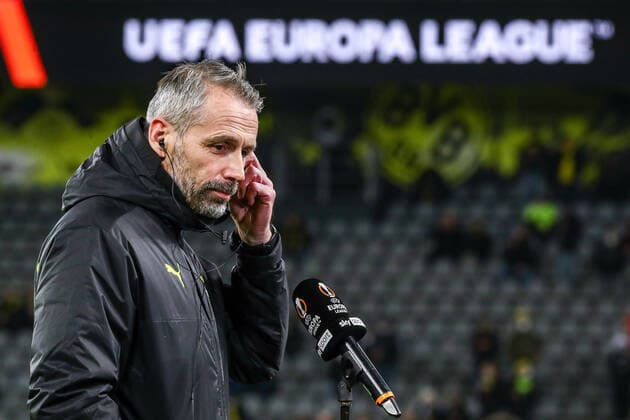 Marco Rose (Borussia Dortmund BVB, Chef-Trainer) vor dem Spiel, gestikuliert, Gestik, GER, Borussia Dortmund BVB vs. Glasgow Rangers FC, K.-o.-Runden-Play-off, Europa League, Spielzeit 2021 2022, 17.02.2022, DFB DFL regulations prohibit any use of photographs as image sequences and or quasi-video., GER, Borussia Dortmund BVB vs. Glasgow Rangers FC, K.-o.-Runden-Play-off, Europa League, Spielzeit 2021 2022, 17.02.2022 Dortmund Copyright: xEibner-Pressefoto GabrielxBoiax EP_EEP