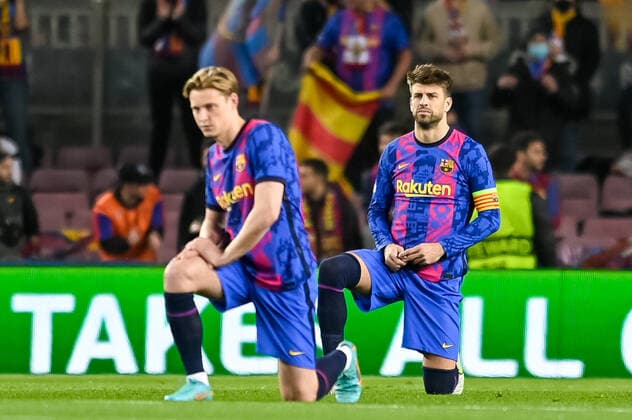 February 17, 2022, Barcelona, Spain: Gerard Pique of FC Barcelona, Barca during the UEFA Europa League match between FC Barcelona and SSC Napoli at Camp Nou in Barcelona, Spain. Barcelona Spain - ZUMAd159 20220217_zia_d159_004 Copyright: xGerardxFrancox