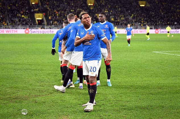 17.02.2022, xjhx, Fussball UEFA Europa League , Borussia Dortmund - Glasgow Rangers emspor, v.l. Alfredo Morelos (Glasgow Rangers) celebrate the goal, Der Torjubel zum 1:4 (DFL DFB REGULATIONS PROHIBIT ANY USE OF PHOTOGRAPHS as IMAGE SEQUENCES and or QUASI-VIDEO) Dortmund
