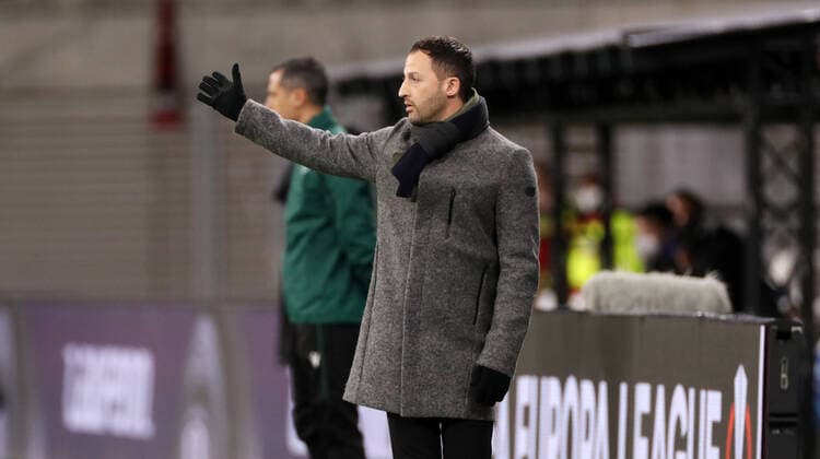 RB Leipzig - San Sebastian 17.02.2022 Leipzig, 17.02.2022, Red Bull Arena, Fussball, UEFA EURO, EM, Europameisterschaft,Fussball League, Ko Runde PlayOff, Hinspiel , RB Leipzig vs. Real Sociedad San Sebastian , Im Bild; Trainer Domenico Tedesco, RB Leipzig. , UEFA regulations prohibit any use of photographs as image sequences and or quasi-video.