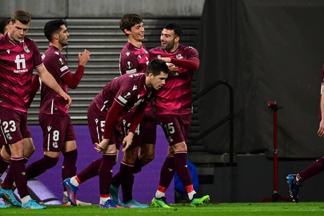 Torjubel zum 0:1 durch Robin Le Normand 24 (San Sebastian), RB Leipzig vs. Real Sociedad, Europa League, PLayoff Hinspiel, 17.02.2022