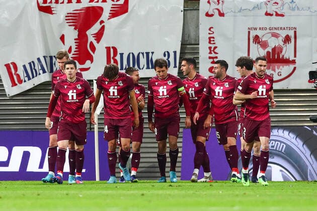 17.02.2022, xtgx, Fussball UEFA European League, RB Leipzig - Real Sociedad San Sebastian emspor, v.l. Sociedad Jubel, Torjubel, jubelt ueber das Tor, celebrate the goal, celebration (DFL DFB REGULATIONS PROHIBIT ANY USE OF PHOTOGRAPHS as IMAGE SEQUENCES and or QUASI-VIDEO) Leipzig