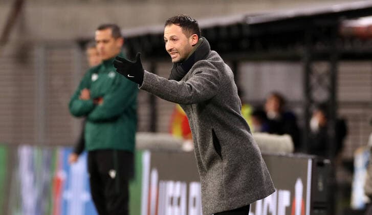 RB Leipzig - San Sebastian 17.02.2022 Leipzig, 17.02.2022, Red Bull Arena, Fussball, UEFA EURO, EM, Europameisterschaft,Fussball League, Ko Runde PlayOff, Hinspiel , RB Leipzig vs. Real Sociedad San Sebastian , Im Bild; Trainer Domenico Tedesco, RB Leipzig. , UEFA regulations prohibit any use of photographs as image sequences and or quasi-video.
