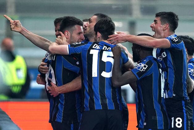 Photo Spada LaPresse February 17 , 2022 - Bergamo ,Italy Soccer Atalanta vs Olympiacos - Europa League 2021 2022 In the photo : Berat Djimsiti (Atalanta BC); celebrates after scoring goal 2-1  Copyright: xSpada LaPressex
