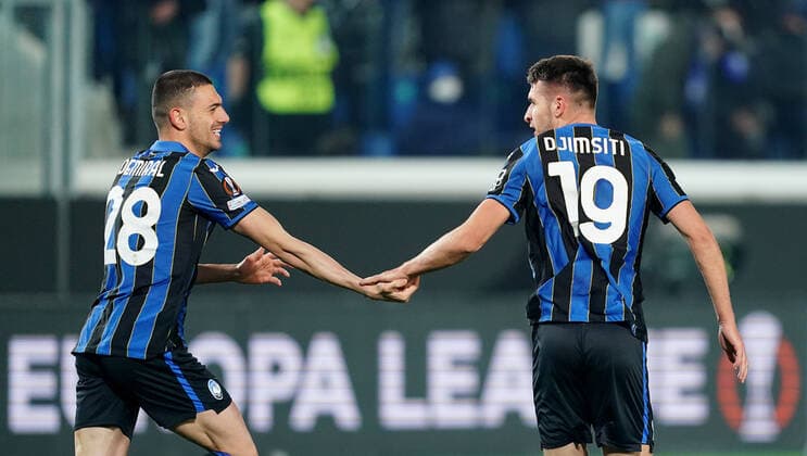 Photo Spada LaPresse February 17 , 2022 - Bergamo ,Italy Soccer Atalanta vs Olympiacos - Europa League 2021 2022 In the photo : Berat Djimsiti (Atalanta BC); celebrates after scoring goal 2-1  Copyright: xSpada LaPressex