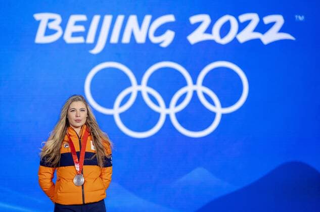 BEIJING - Jutta Leerdam will be honored at Medal Plaza for her silver medal in the 1000-meter track Speed skating, Eisschnelllauf at the 2022 Winter Olympics in Beijing, China. KOEN VAN WEEL Speed Skating - Medal Ceremony 2022 xVIxANPxSportx xxANPxIVx