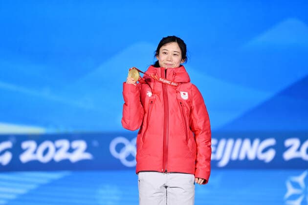 Miho Takagi (JPN), FEBRUARY 18, 2022 - Speed skating, Eisschnelllauf : Women s 1000m Medal Ceremony during the Beijing 2022 Olympic Winter games, Winterspiele,Spiele, Summer games at Beijing Medal Plaza in Beijing, China.  (181076787)