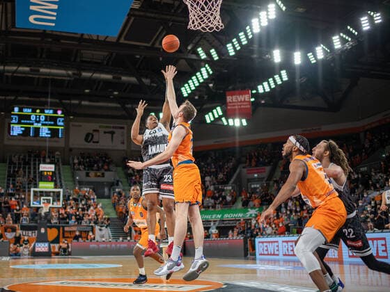 Desi Rodriguez (s.Oliver Wuerzburg 23), GER, Ratiopharm Ulm vs. s.Oliver Wuerzburg, Basketball, Bundesliga, easycredit, 12. Spieltag, Spielzeit 2021 2022, 18.02.2022, GER, Ratiopharm Ulm vs. s.Oliver Wuerzburg, Basketball, Bundesliga, easycredit, 12. Spieltag, Spielzeit 2021 2022, 18.02.2022 Ulm Copyright: xEibner-Pressefoto SaschaxWaltherx EP_EER