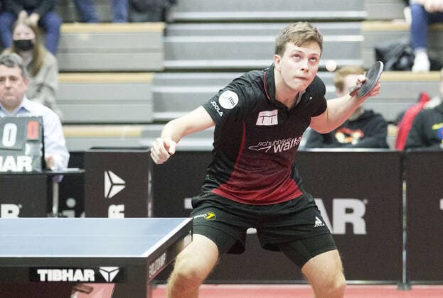 18.02.2022, xrhsx, Tischtennis 1.Bundesliga, 1.FC Saarbrücken - TTC Neu-Ulm emspor, v.l. Vladimir Sidorenko (TTC Neu-Ulm) Saarbrücken