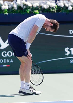 Andy Murray amuesiert sich beim Training, Freude, Copyright: xJuergenxHasenkopfx