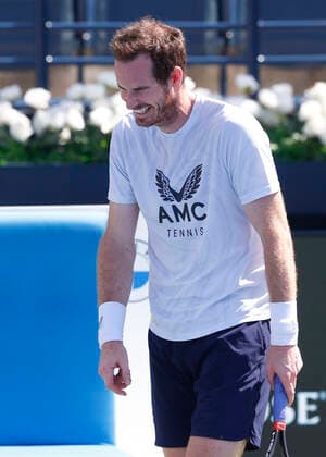 Andy Murray amuesiert sich beim Training, Freude,Spass, Copyright: xJuergenxHasenkopfx