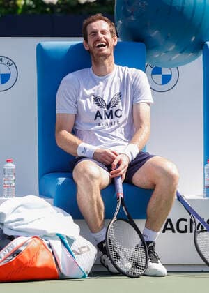 Andy Murray amuesiert sich beim Training, Freude,Spass, Copyright: xJuergenxHasenkopfx