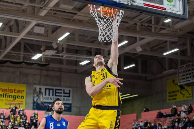Daniel Keppeler (Tigers Tuebingen, 31) Tigers Tuebingen vs. Phoenix Hagen, 2. Basketball Bundesliga, Pro A, Barmer 2 Basketball, 32. Spieltag , Spielzeit 2021 2022, 19.02.2022 Tigers Tuebingen vs. Phoenix Hagen, 2. Basketball Bundesliga, Pro A, Barmer 2 Basketball, 32. Spieltag , Spielzeit 2021 2022, 19.02.2022 Tuebingen Copyright: xNinaxSanderx xEibnerxPressefotox EP_NSR