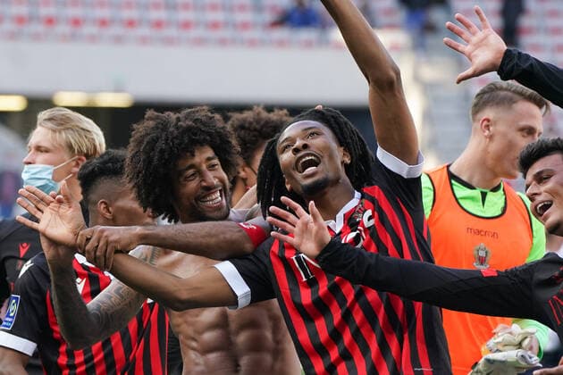 Dante (OGC Nice) - Khephren Thuram (OGC Nice) FOOTBALL : OGC Nice vs SCO Angers - Ligue 1 Uber Eats - Nice - 20 02 2022 NorbertScanella Panoramic 