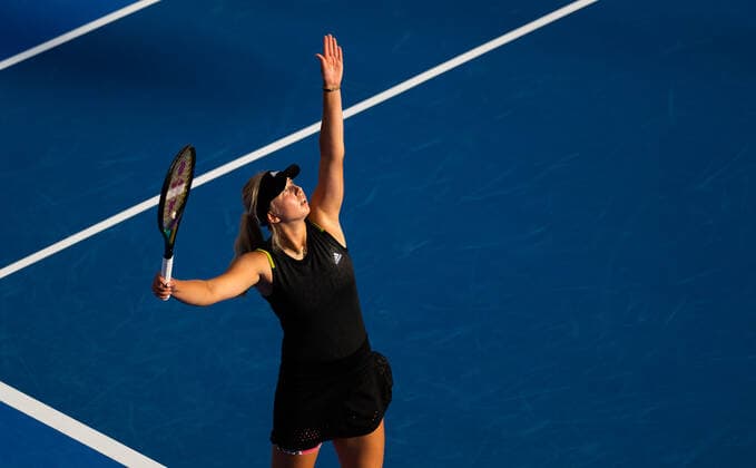 February 20, 2022, DOHA, QATAR: Clara Tauson of Denmark in action during the first round of the 2022 Qatar TotalEnergies Open 2022 WTA, Tennis Damen 1000 tennis tournament DOHA QATAR - ZUMAa181 20220220_zaa_a181_136 Copyright: xRobxPrangex