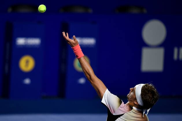 (220222) -- ACAPULCO, Feb. 22, 2022 -- Alexander Zverev of Germany serves during men s singles first round match against Jenson Brooksby of the United States at the 2022 ATP, Tennis Herren Mexican Open tennis tournament in Acapulco, Mexico, Feb. 22, 2022. ) (SP)MEXICO-ACAPULCO-TENNIS-ATP-MEXICAN OPEN-FIRST ROUND XinxYuewei 