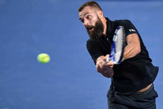 (220223) -- ACAPULCO, Feb. 23, 2022 -- Benoit Paire of France hits a return during the men s singles first round match against Daniil Medvedev of Russia at the 2022 ATP, Tennis Herren Mexican Open tennis tournament in Acapulco, Mexico, Feb. 22, 2022. ) (SP)MEXICO-ACAPULCO-TENNIS-ATP-MEXICAN OPEN-FIRST ROUND XinxYuewei 