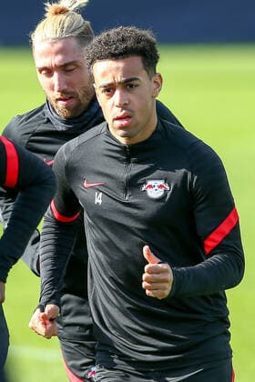 RB Leipzig - Training 23.02.2022 Leipzig, 23.02.2022, RB Leipzig Trainingszentrum, Fussball, 1. Bundesliga , RB Leipzig - Abschlusstraining vor dem UEFA Europa League Spiel gegen Real Sociedad San Sebastian , Im Bild: Tyler Adams ,