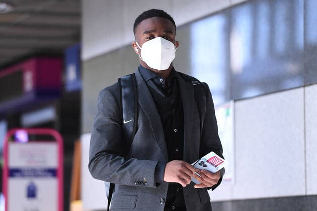 Fußball Europa League Abflug Borussia Dortmund nach Glasgow am 23.02.2023 im Dortmund Airport in Dortmund Youssoufa Moukoko ( Dortmund )